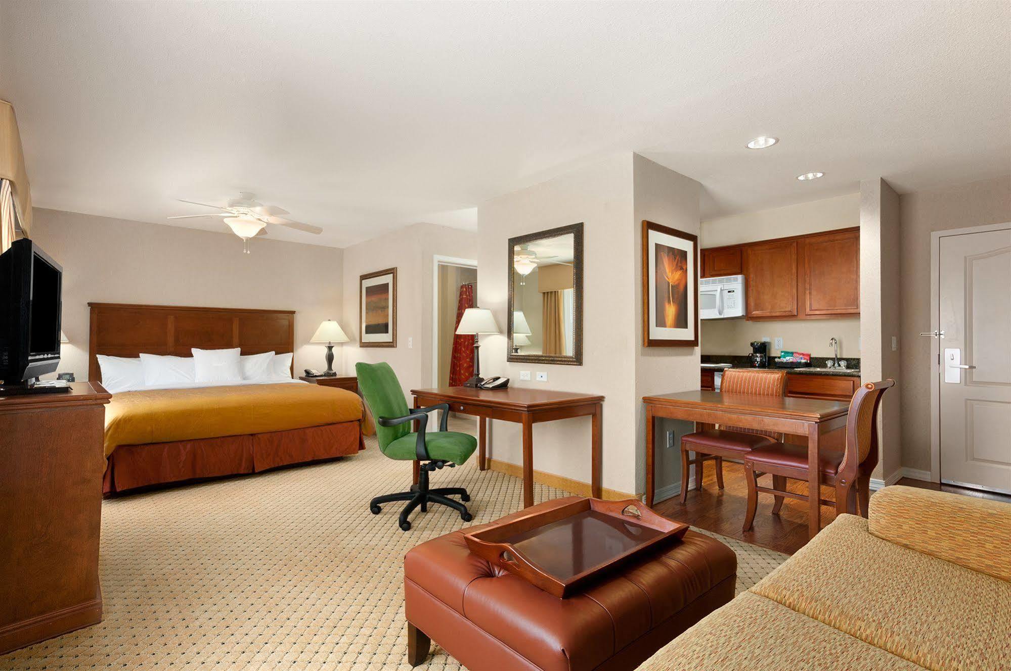 โฮมวูด สวีตส์ บาย ฮิลตัน ยูมา Hotel ภายนอก รูปภาพ